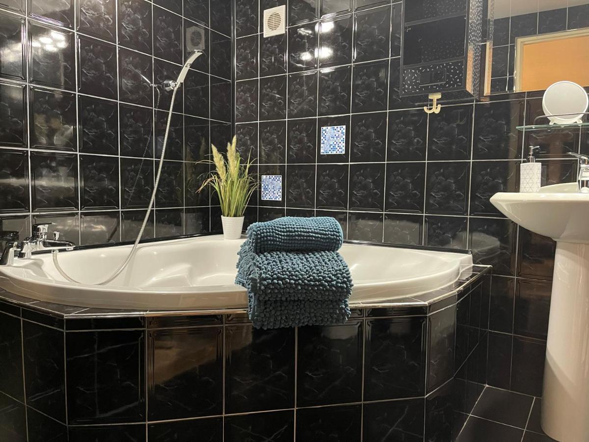 Apartamenty Pod Uwalonym Debem Jezow Sudecki Екстериор снимка