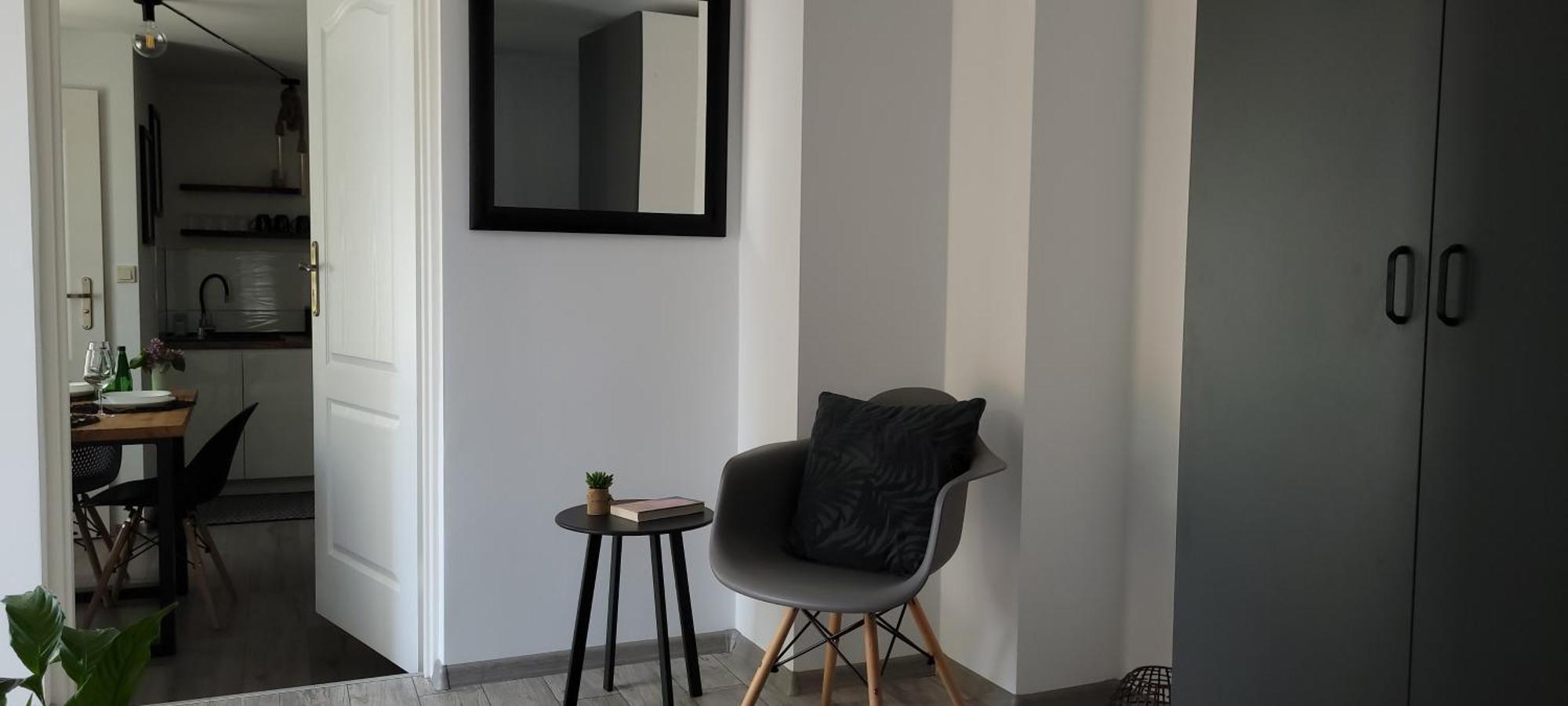 Apartamenty Pod Uwalonym Debem Jezow Sudecki Екстериор снимка