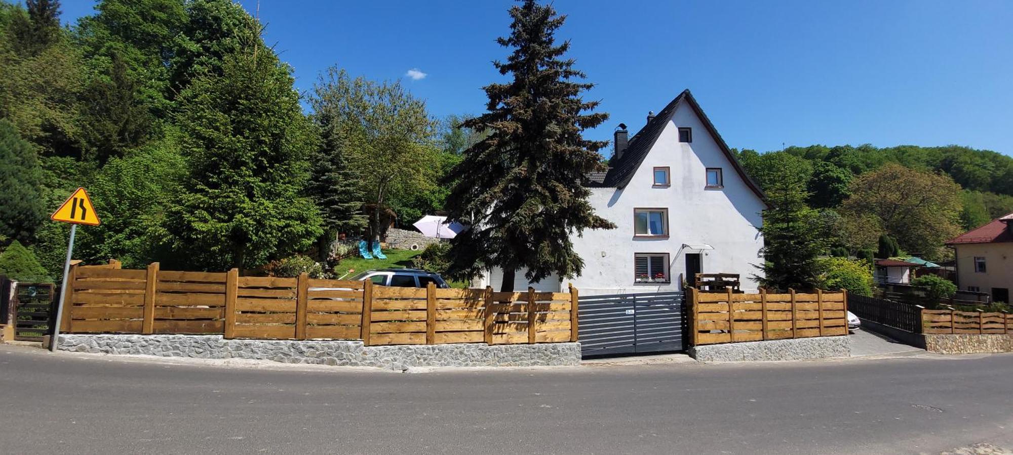 Apartamenty Pod Uwalonym Debem Jezow Sudecki Екстериор снимка